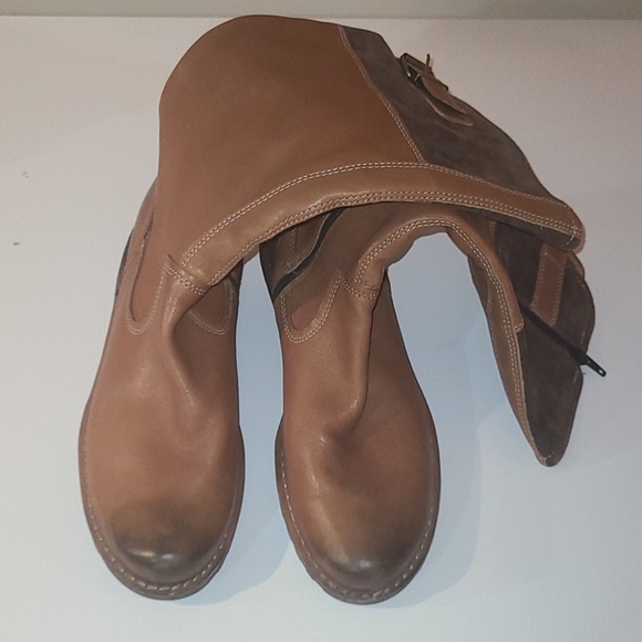Ecco leather boots